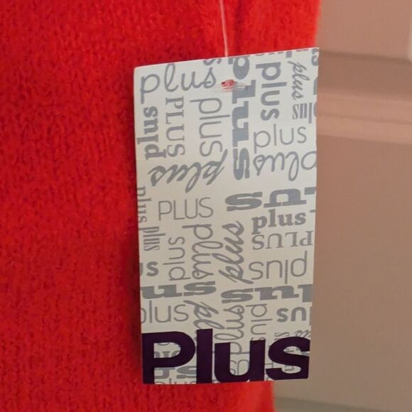 NWT Cupcakes and Cashmere Red and Pink Statement Heart Knit Sweater - Picture 8 of 8